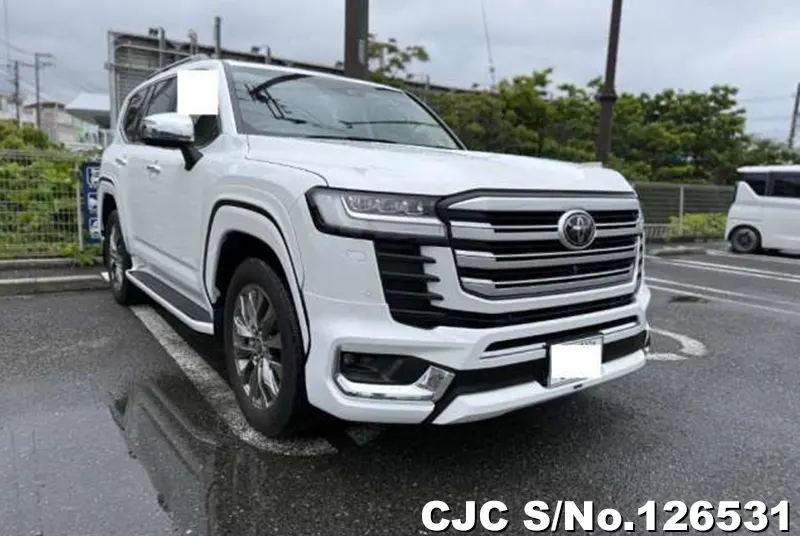 Toyota / Land Cruiser 2023