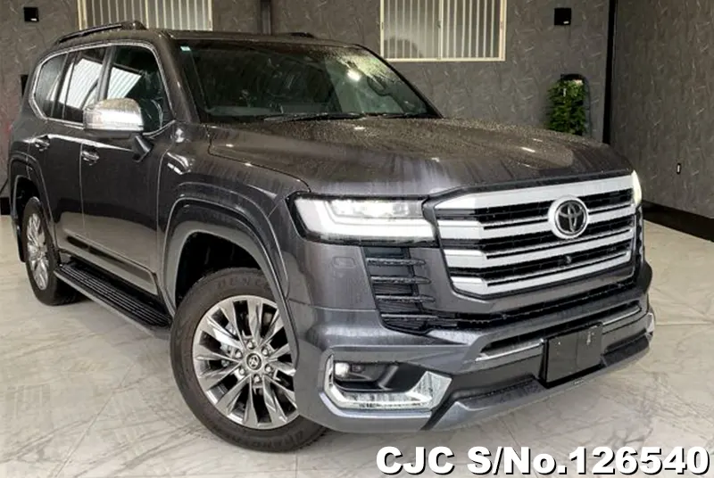 Toyota / Land Cruiser 2023