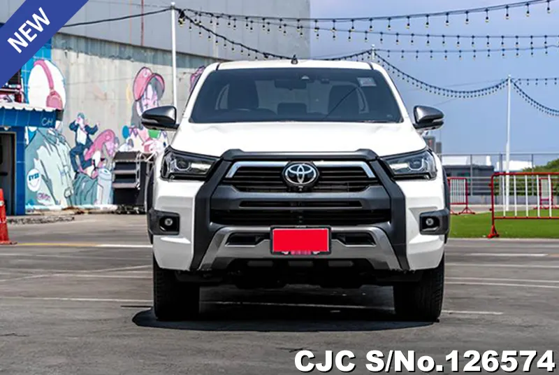 Toyota Hilux in White for Sale Image 3