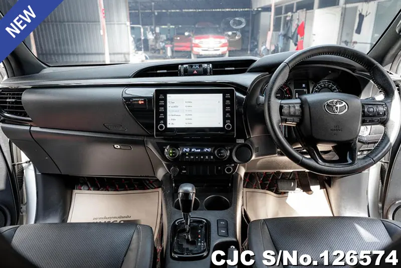 Toyota Hilux in White for Sale Image 7