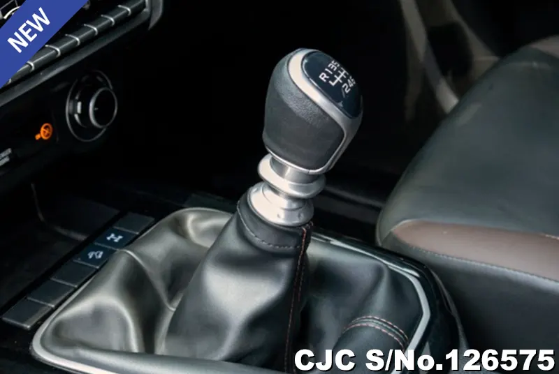 Isuzu D-Max in Gray for Sale Image 9