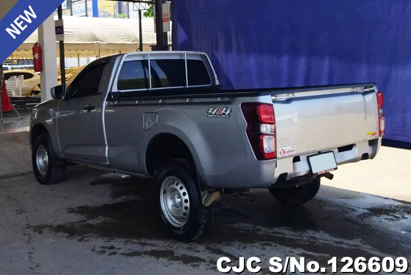 Isuzu D-Max in Gray for Sale Image 1
