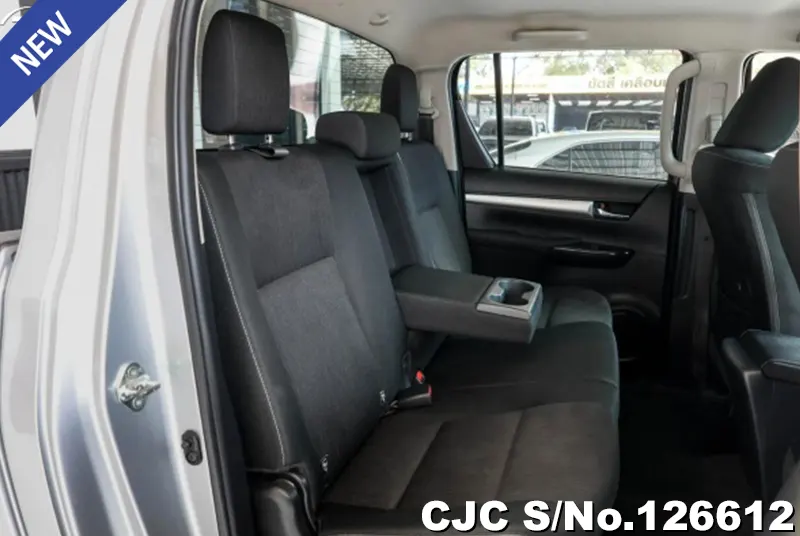 2019 Toyota / Hilux / Revo Stock No. 126612