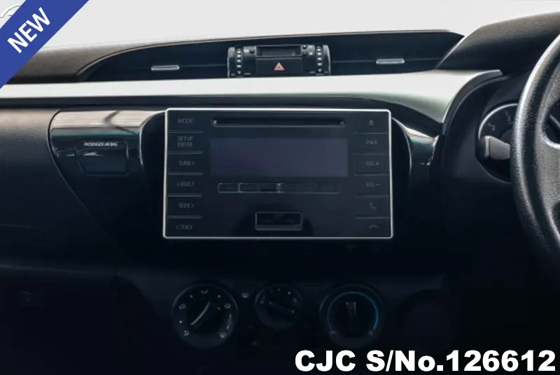 2019 Toyota / Hilux / Revo Stock No. 126612