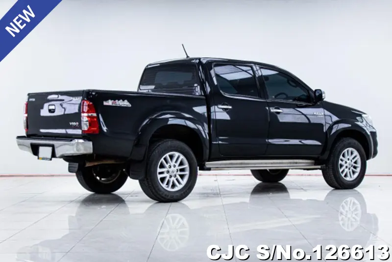 Toyota Hilux in Black for Sale Image 2
