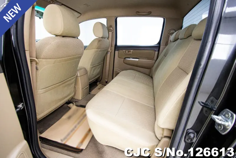 Toyota Hilux in Black for Sale Image 8