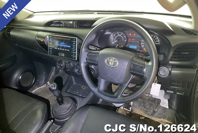 Toyota Hilux in Gray for Sale Image 6
