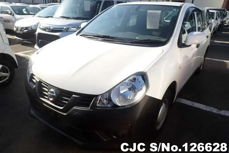 Nissan AD Van