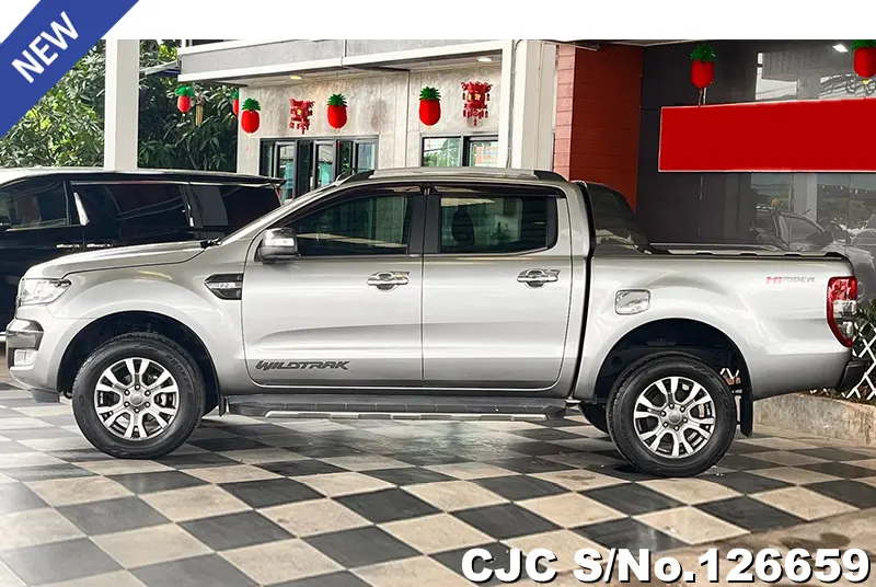 Ford Ranger in Silver for Sale Image 5