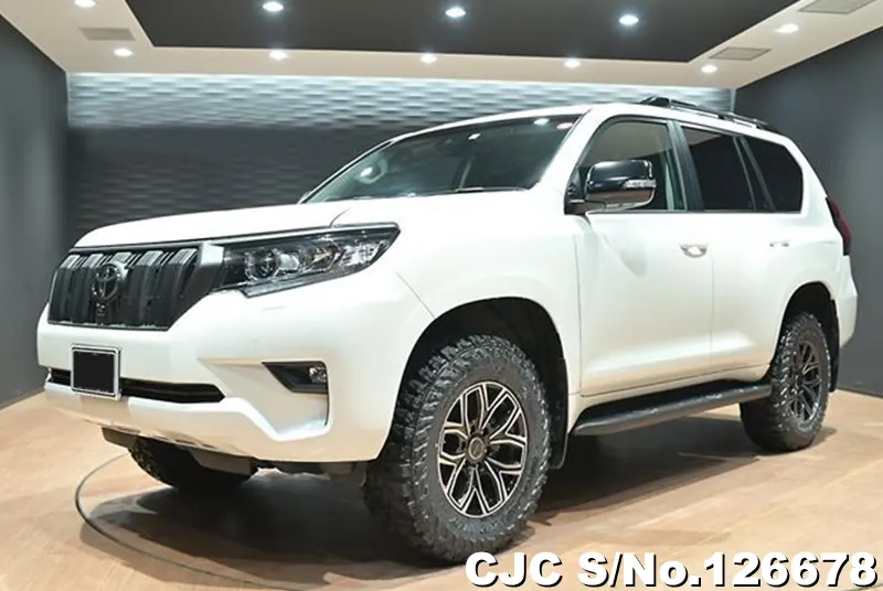 Toyota / Land Cruiser Prado 2023