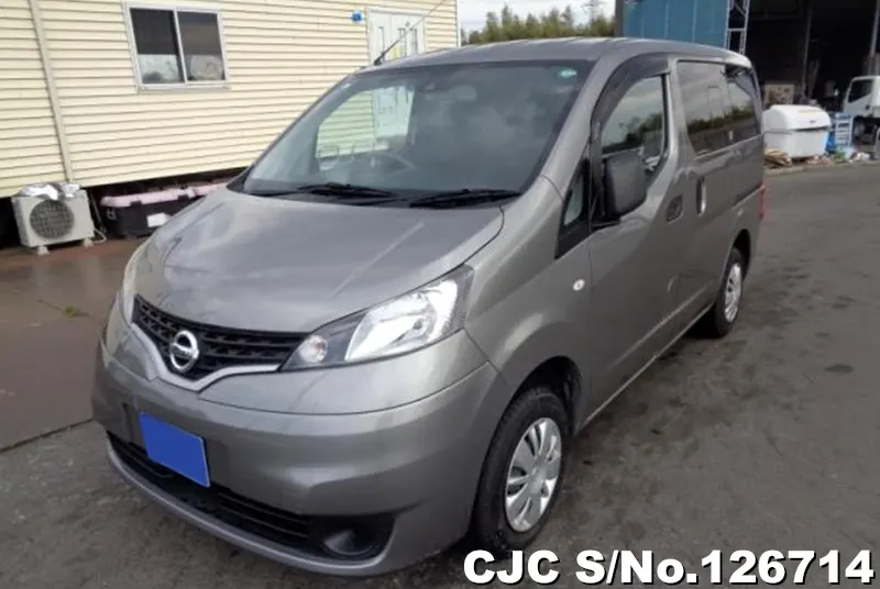 Nissan / NV200 2020