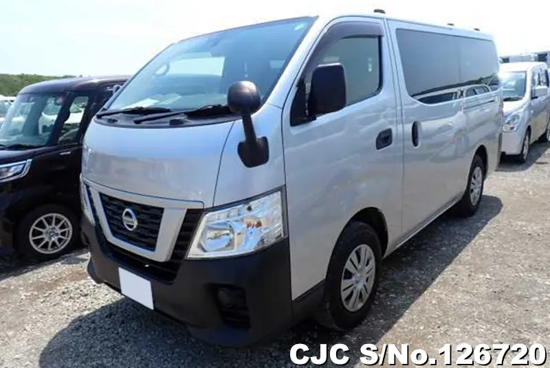 Nissan / Caravan 2018