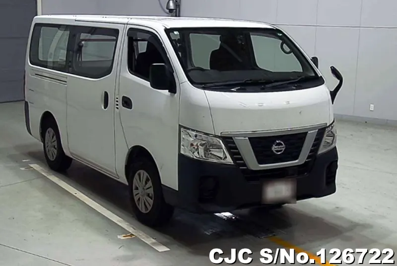Nissan / Caravan 2018