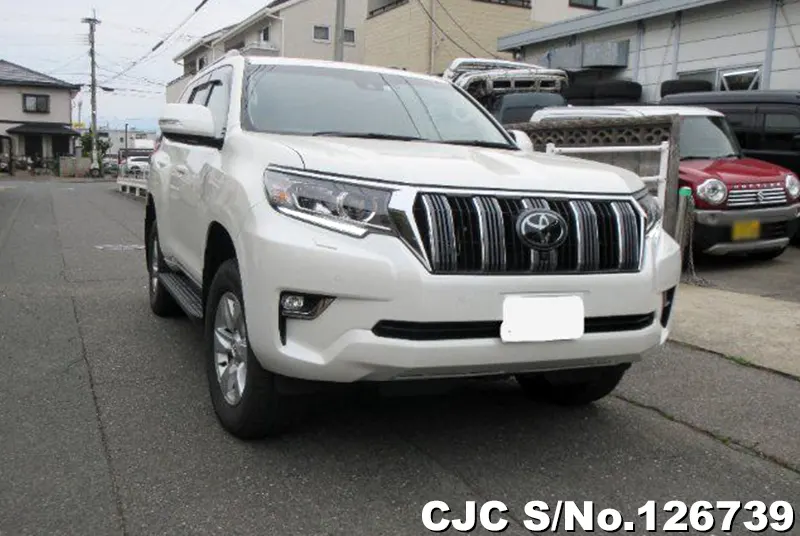 Toyota / Land Cruiser Prado 2023