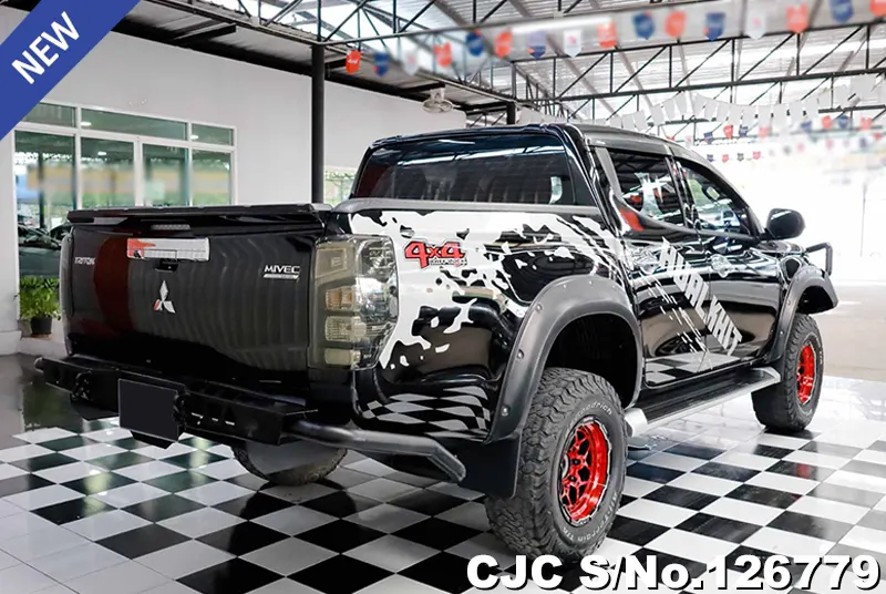 Mitsubishi Triton in Black for Sale Image 2