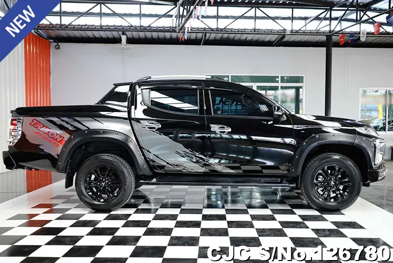 Mitsubishi Triton in Black for Sale Image 6