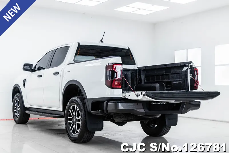 Ford Ranger in White for Sale Image 4