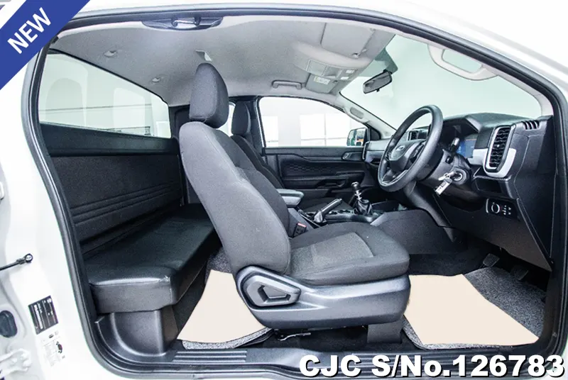 Ford Ranger in Vermilion Latosol Red  for Sale Image 9