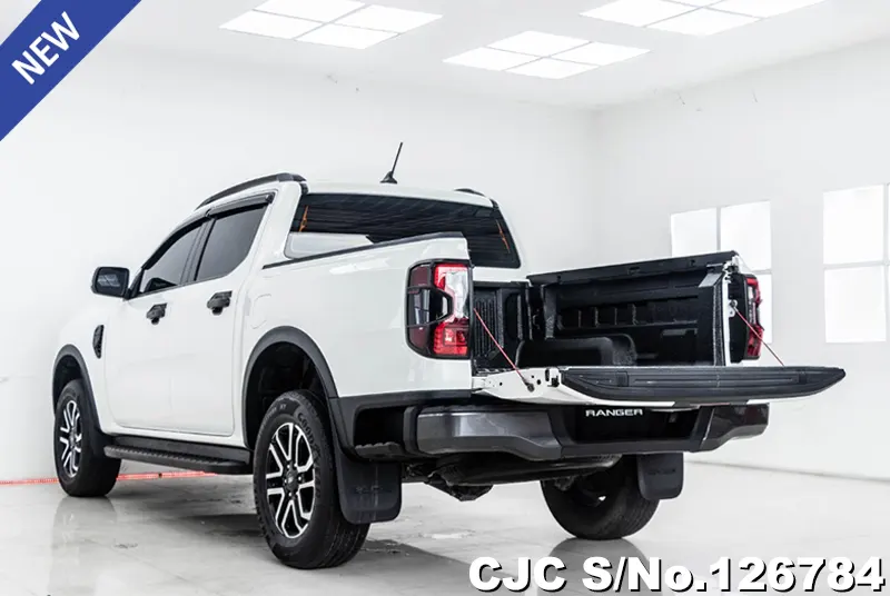 Ford Ranger in White for Sale Image 4