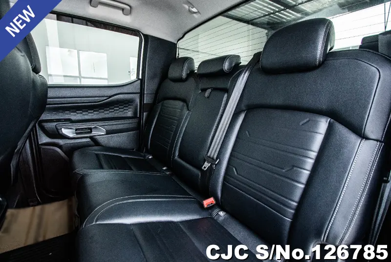 Ford Ranger in White for Sale Image 8