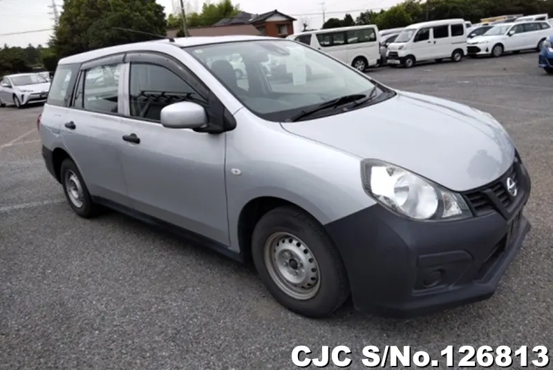 Nissan AD Van