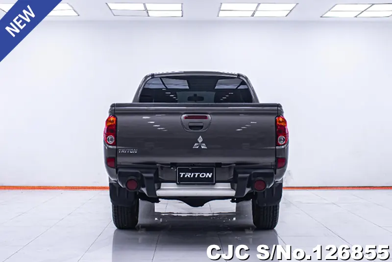 Mitsubishi Triton in Sugar for Sale Image 4