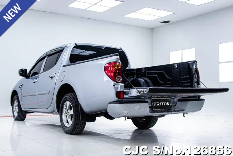 Mitsubishi Triton in Silver for Sale Image 5