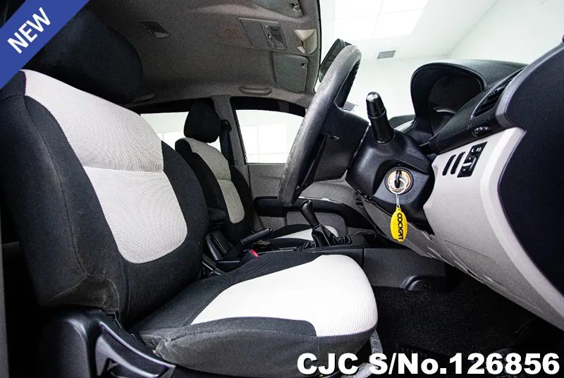 Mitsubishi Triton in Silver for Sale Image 7