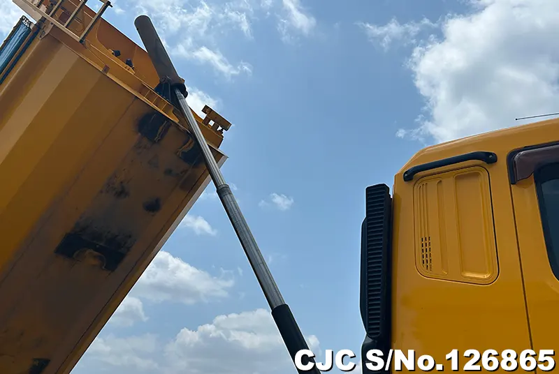 2018 Mitsubishi / Super Great Stock No. 126865