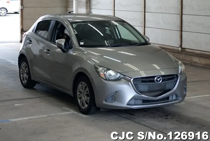 Mazda / Demio 2016