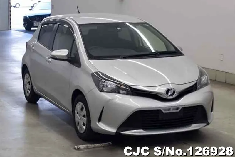 Toyota / Vitz 2016