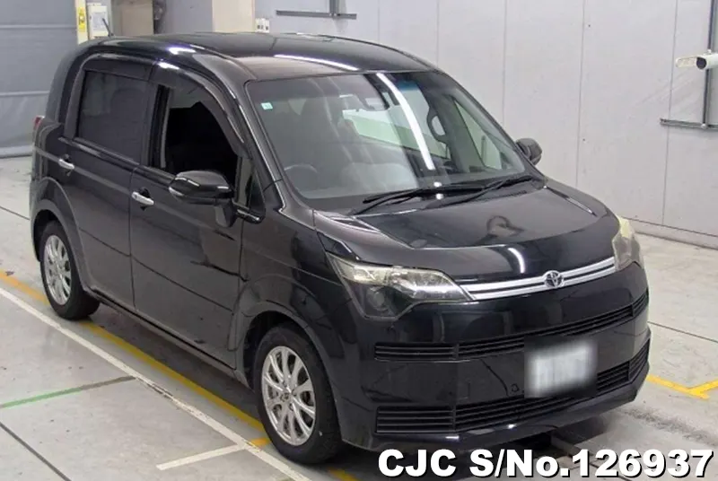 Toyota / Spade 2016