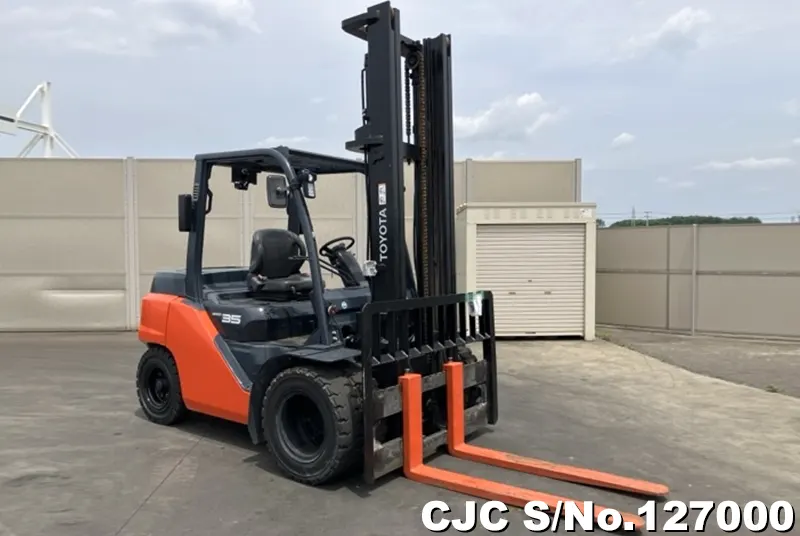 2020 Toyota / 8FD35 Forklift 8FD35