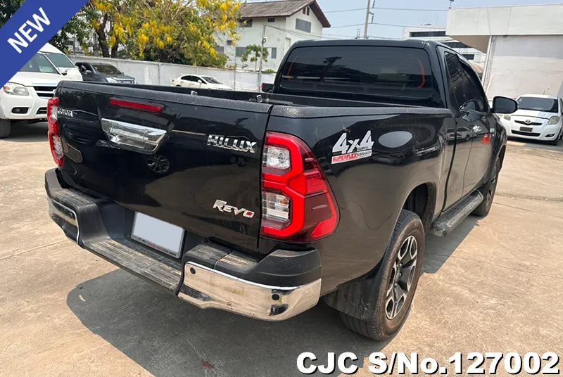 Toyota Hilux in Black for Sale Image 2