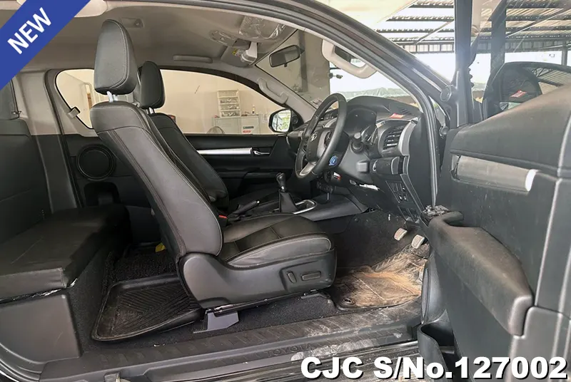 Toyota Hilux in Black for Sale Image 7