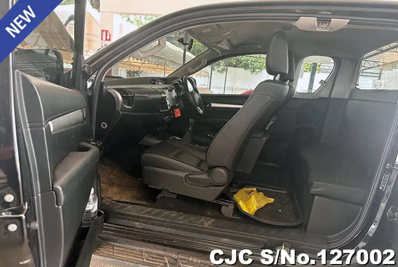 Toyota Hilux in Black for Sale Image 8