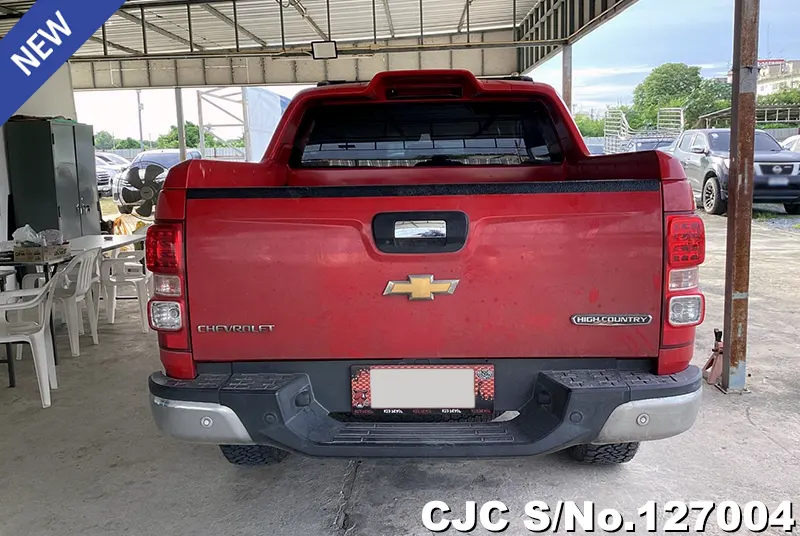 Chevrolet Colorado in Red for Sale Image 5