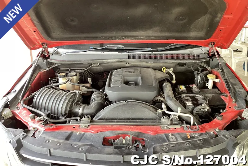 Chevrolet Colorado in Red for Sale Image 16