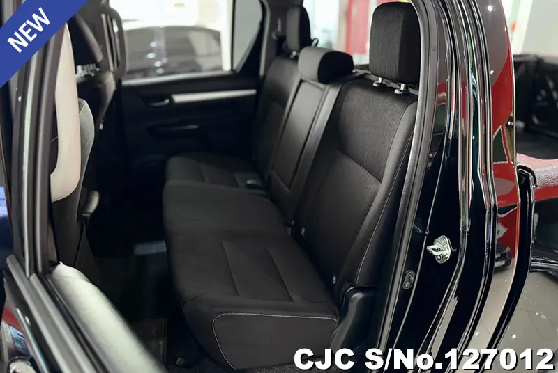 Toyota Hilux in Black for Sale Image 10