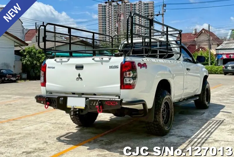 Mitsubishi Triton in White for Sale Image 1
