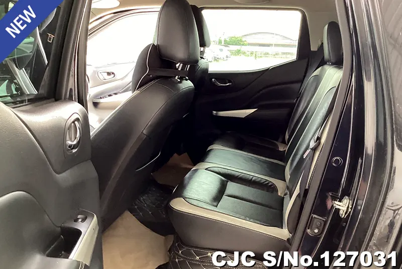 Nissan Navara in Black for Sale Image 10