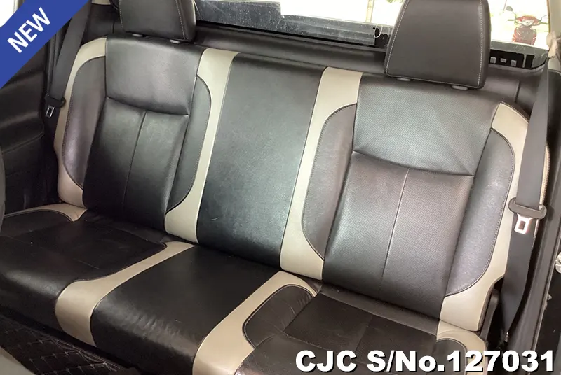 Nissan Navara in Black for Sale Image 11