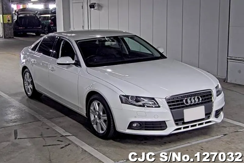 Audi / A4 2010
