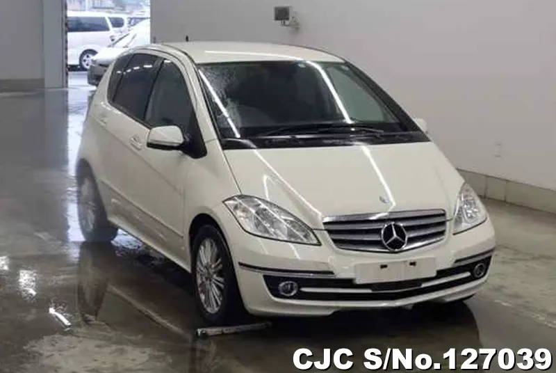 Mercedes Benz / A Class 2011