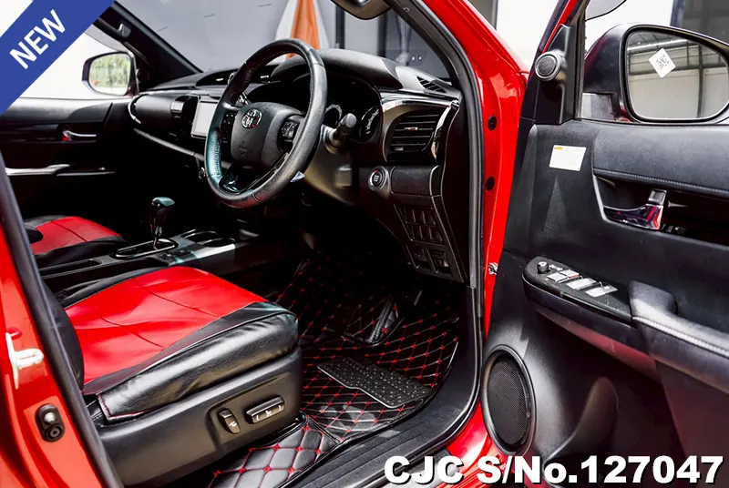 Toyota Hilux in Red for Sale Image 9