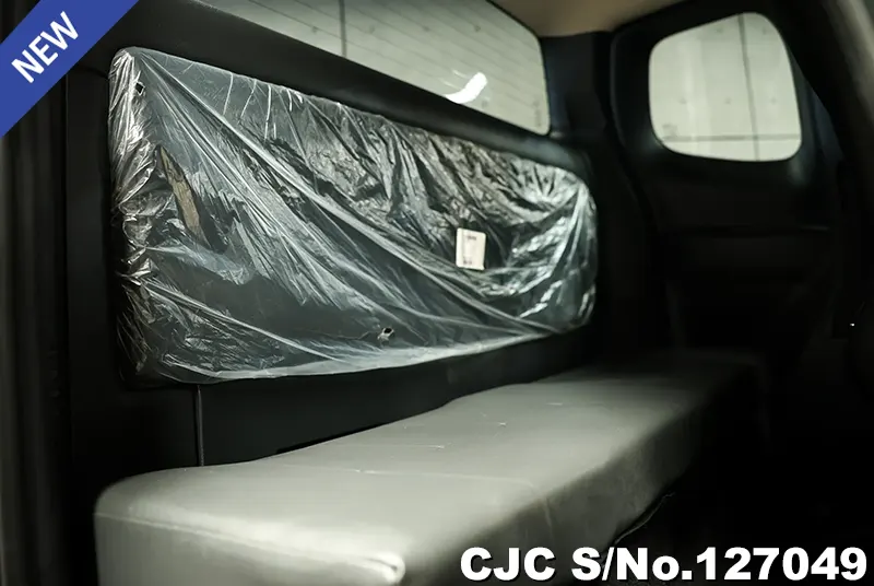 2024 Nissan / Navara Stock No. 127049