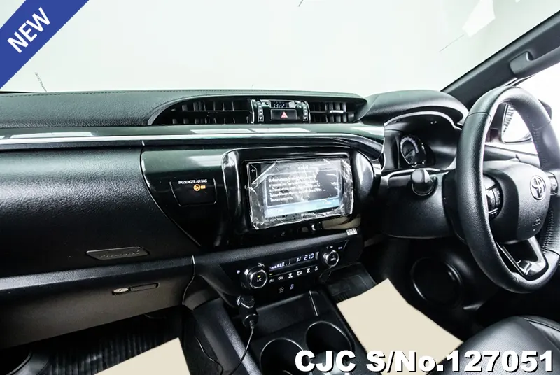 Toyota Hilux in Red for Sale Image 10
