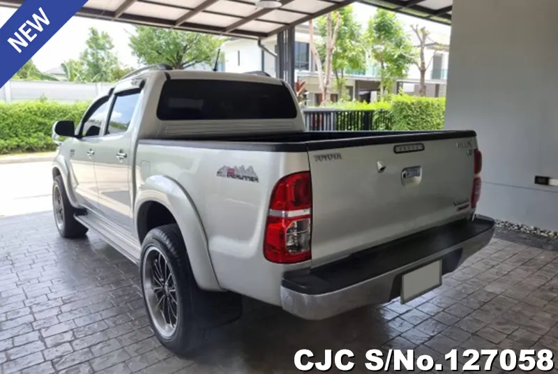 Toyota Hilux in Silver for Sale Image 1