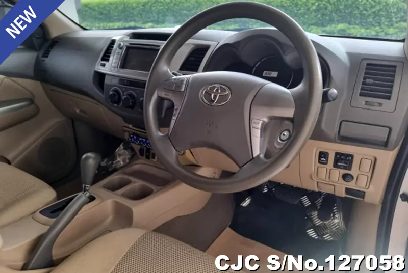 Toyota Hilux in Silver for Sale Image 7