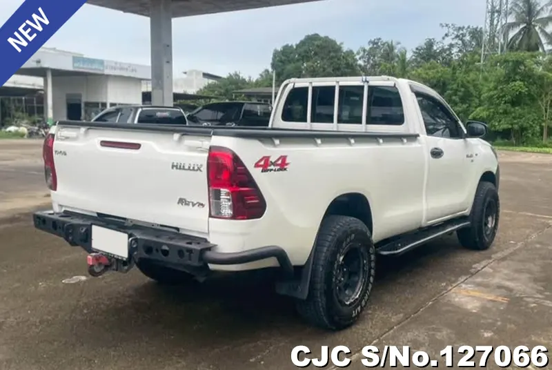 Toyota Hilux in White for Sale Image 2
